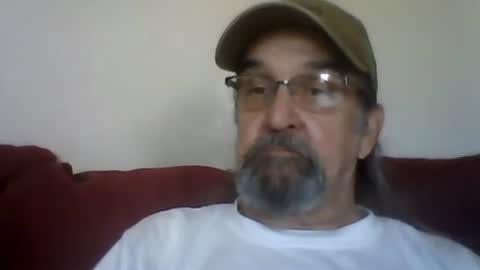 1valentine online show from 05/19/26, 04:24