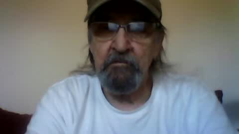 1valentine online show from 06/13/26, 02:15