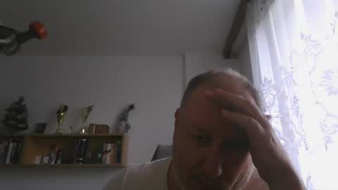 1vaso online show from 12/15/24, 07:57