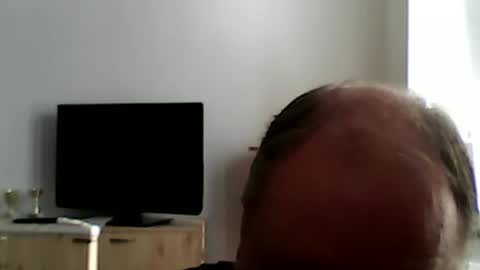 1vaso online show from 09/17/25, 07:32