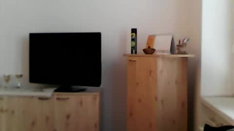 1vaso online show from 10/08/25, 07:28