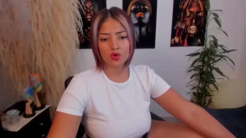 1wayra online show from 11/05/25, 04:18