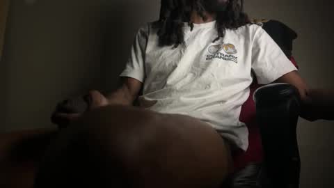 Snapshot of 2001cashking chatting on 10/01/25, 07:58 2001cashking online show from 10/01/25, 07:58