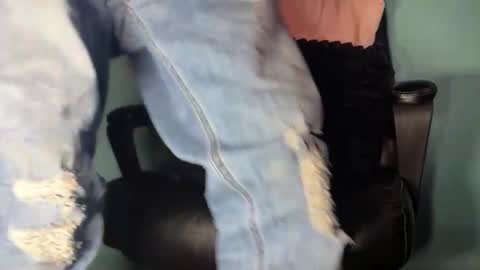 Snapshot of 2001cashking chatting on 10/26/25, 10:10 2001cashking online show from 10/26/25, 10:10