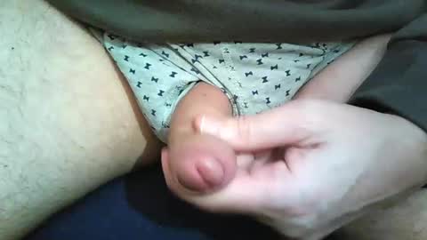 2001uwuk online show from 11/28/25, 05:48