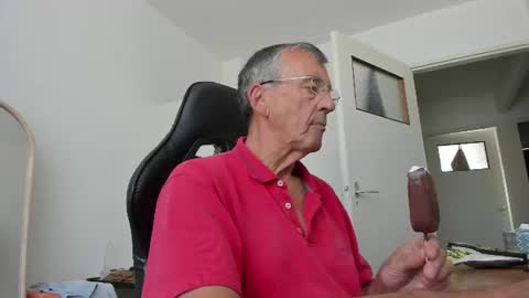 Henk online show from 06/24/26, 12:37