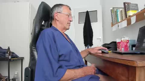 Henk online show from 07/20/26, 09:56