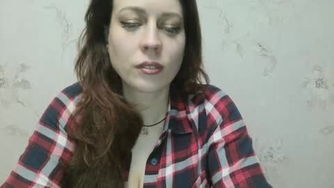 Snapshot of 20dasha chatting on 12/17/25, 08:26 20dasha online show from 12/17/25, 08:26