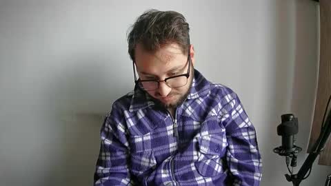 21jus online show from 12/04/25, 11:08