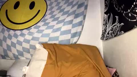 AlecurClit online show from 10/18/25, 05:46