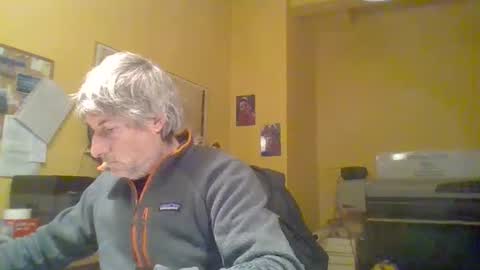 22esserre online show from 12/10/24, 03:44
