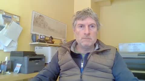 22esserre online show from 05/18/26, 02:56