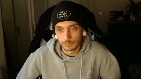 2323gary online show from 02/18/25, 05:21