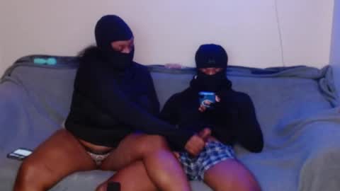 Snapshot of 23shades chatting on 09/24/25, 04:38 23shades online show from 09/24/25, 04:38