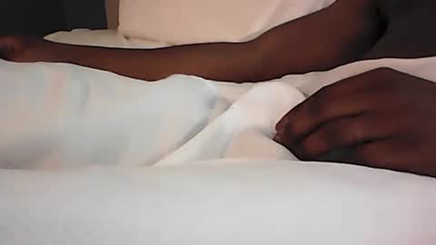 Snapshot of 2525bigbossman69 chatting on 10/09/25, 04:54 2525bigbossman69 online show from 10/09/25, 04:54