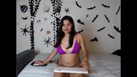 25melin online show from 10/23/25, 11:09