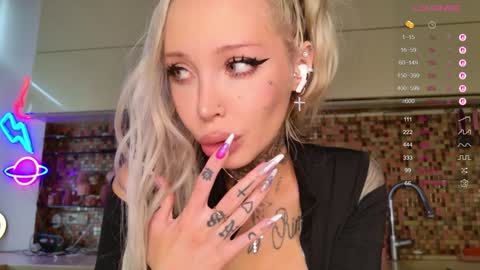 Snapshot of 2badforyou chatting on 10/29/25, 11:23 30 NOV online show from 10/29/25, 11:23