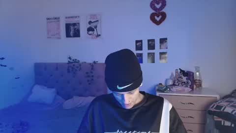 Snapshot of 2cb0y chatting on 09/08/25, 08:41 BAD online show from 09/08/25, 08:41