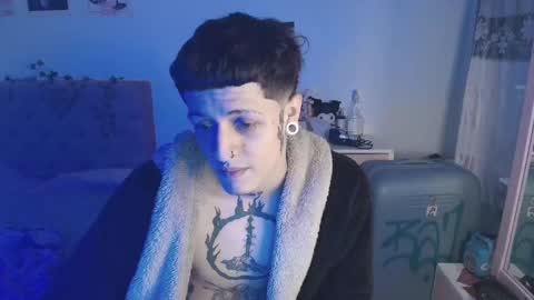 Snapshot of 2cb0y chatting on 09/13/25, 07:57 BAD online show from 09/13/25, 07:57