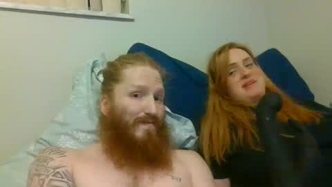 Snapshot of 2gingers0souls chatting on 12/02/24, 03:47 2gingers0souls online show from 12/02/24, 03:47