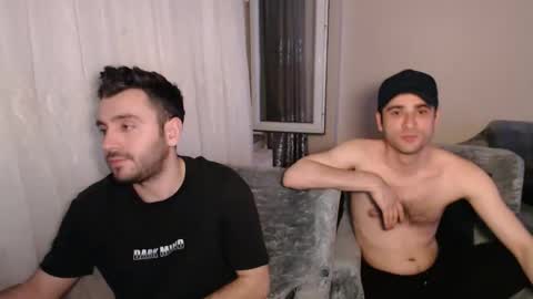 Snapshot of 2handsomeman chatting on 05/16/26, 10:52 Berk online show from 05/16/26, 10:52