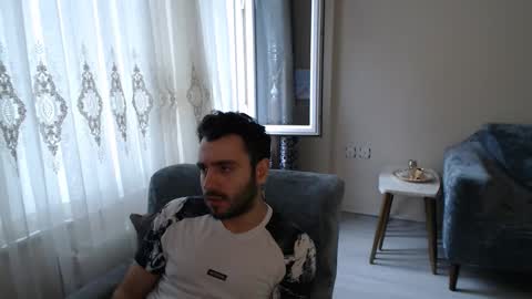 Snapshot of 2handsomeman chatting on 05/24/26, 04:28 Berk online show from 05/24/26, 04:28
