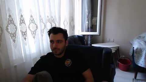 Snapshot of 2handsomeman chatting on 05/26/26, 04:30 Berk online show from 05/26/26, 04:30