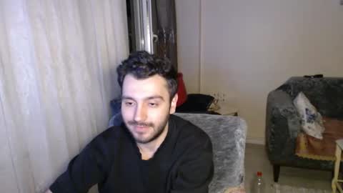 Snapshot of 2handsomeman chatting on 06/05/26, 06:35 Berk online show from 06/05/26, 06:35