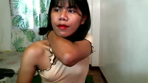 Snapshot of 2mella_reload chatting on 11/27/25, 03:41 MEL online show from 11/27/25, 03:41