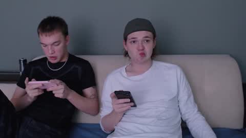 Eleot online show from 10/05/25, 07:50