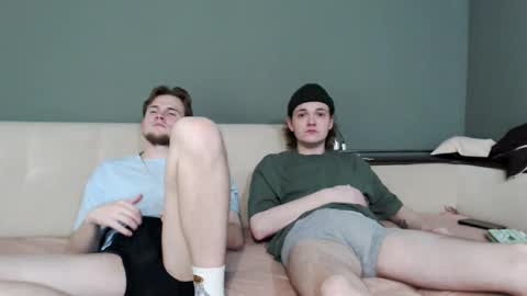 Eleot online show from 12/04/25, 05:17