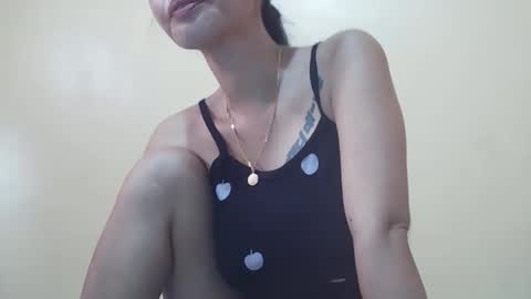 2pinaybeauty online show from 11/10/25, 07:51