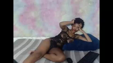 Snapshot of 2prettycute chatting on 01/28/25, 03:25 2prettycute online show from 01/28/25, 03:25