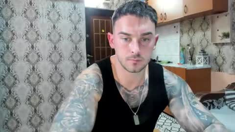 2sexymuscles online show from 11/25/25, 09:15