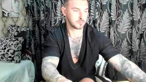 2sexymuscles online show from 03/18/26, 09:51