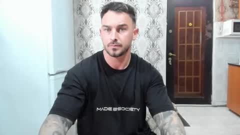 2sexymuscles online show from 05/10/26, 08:14