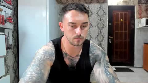 2sexymuscles online show from 06/10/26, 08:19