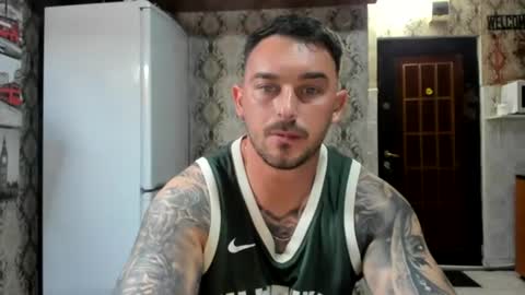 2sexymuscles online show from 06/13/26, 07:56