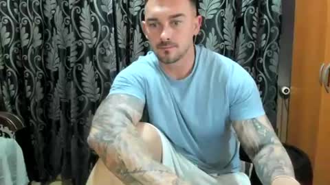 2sexymuscles online show from 06/23/26, 08:40