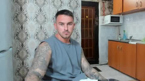 2sexymuscles online show from 07/24/26, 08:29