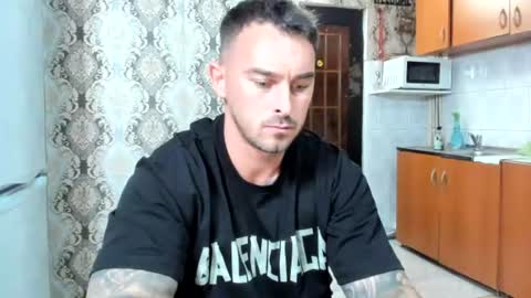 2sexymuscles online show from 07/25/26, 08:50