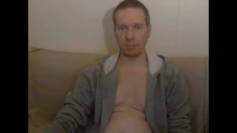 Snapshot of 2small4you83 chatting on 02/23/26, 11:24 2small4you83 online show from 02/23/26, 11:24