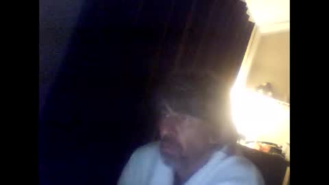 Snapshot of 333fffej chatting on 09/29/25, 07:24 333fffej online show from 09/29/25, 07:24