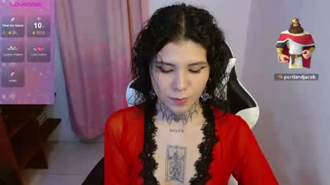 erika online show from 06/11/26, 01:38