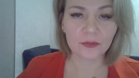 3susie online show from 10/10/25, 08:13