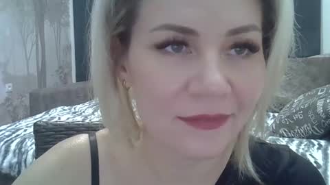 3susie online show from 02/25/26, 03:21