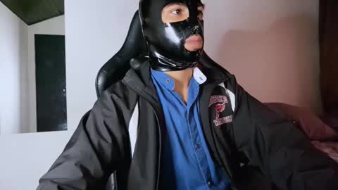 E V I L online show from 11/02/25, 09:50