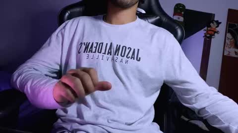 Snapshot of 3v1l_ chatting on 12/03/25, 01:35 E V I L online show from 12/03/25, 01:35