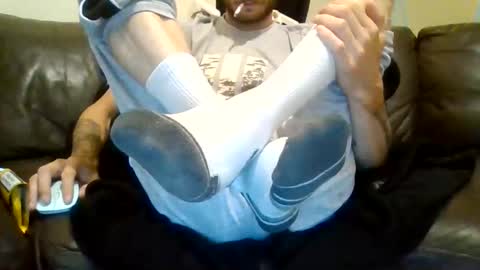 420feetloverr420 online show from 06/11/26, 02:11