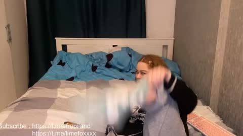 Snapshot of 4iki_piki chatting on 01/27/25, 11:11 JuliaPvt is open online show from 01/27/25, 11:11